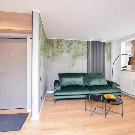 Star Dust - Exclusive One Bedroom Apartment *